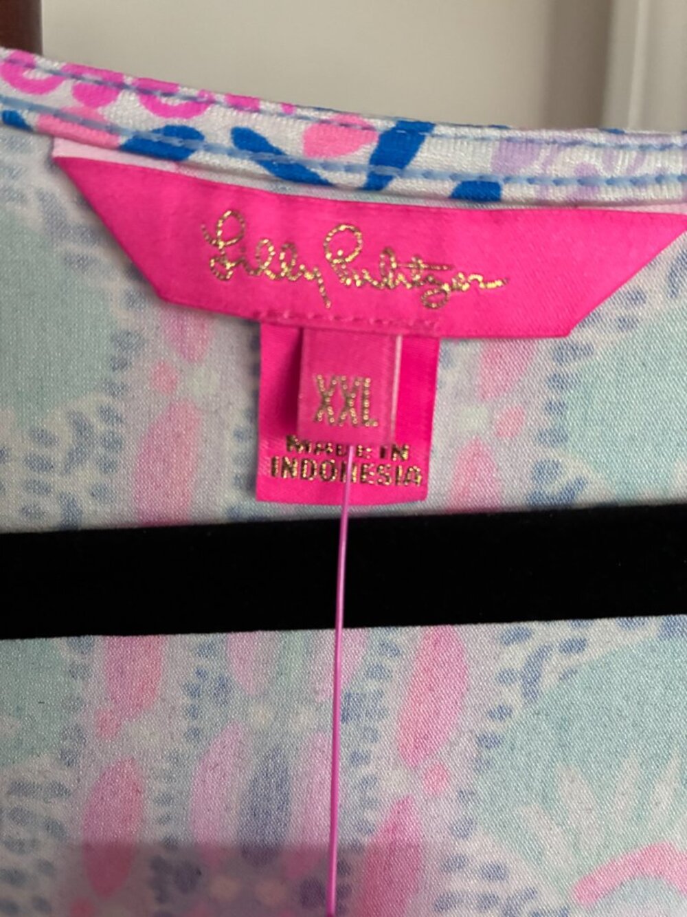 Dress Lilly Pulitzer XXL new with manufacturing flaw, one spot color misprint - Picture 6 of 8